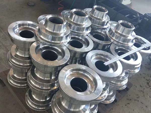 挖掘機(jī)四輪一帶價格